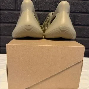Yeezy | Shoes | Adidas Yeezy Foam Rnr Gv684 Stone Salt Nwt W  display picture 1
